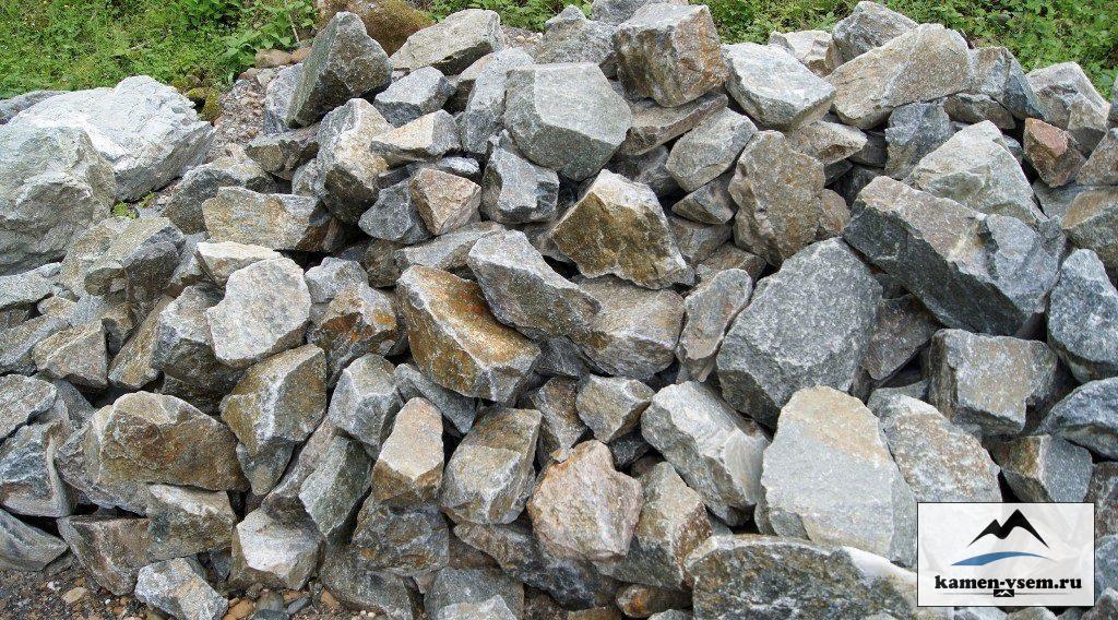 Скальник серый, гранит 100-300 мм.